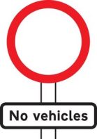 no-vehicles-except-bicycles-being-pushed